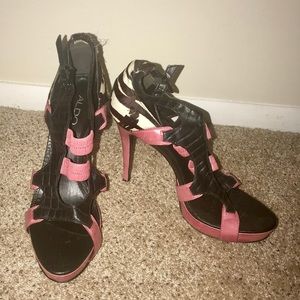 Sz 11 heels